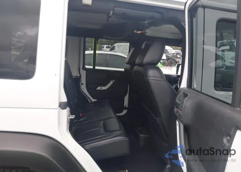 2014 Jeep Wrangler Unlimited Polar Edition из США, поврежденный, VIN 1C4BJWEG4EL182273